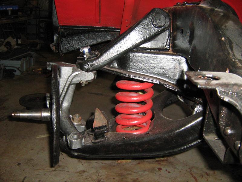 ooooo pretty.using the 90 1 ton spindles gives me alot more camber gain.better handling