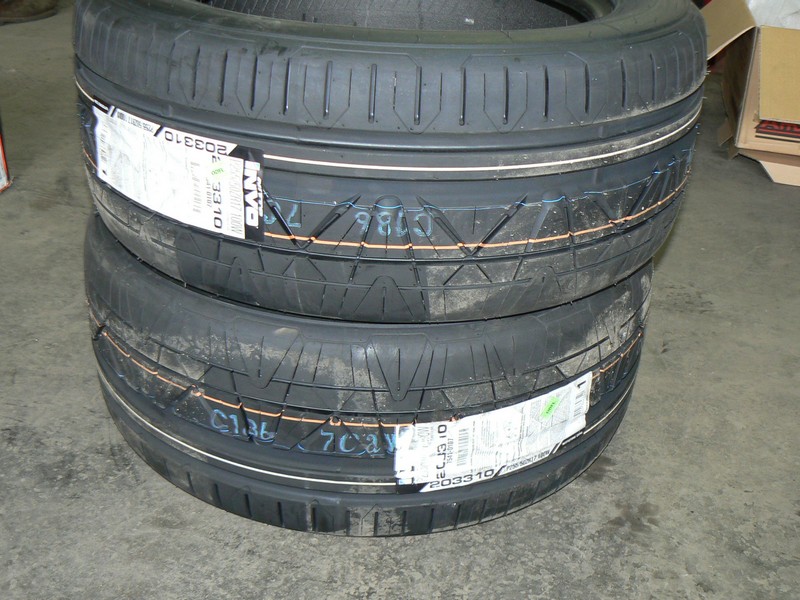 P1060523 Tread Pattern, wanted something that would be good for auto cross.